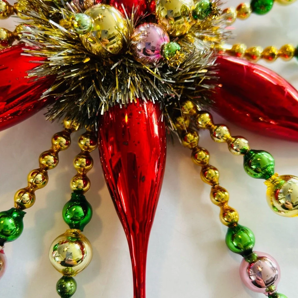 Tree topper Vintage repurposed Colorful Holiday Christmas tree topper - Picture 3 of 8